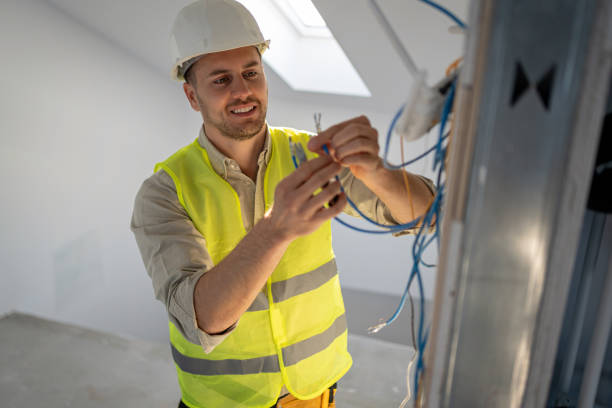 Best Electrical Outlet Repair  in Brookings, OR